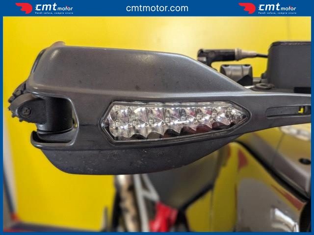 DUCATI Hypermotard 796 usata 9