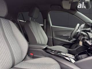 PEUGEOT 2008 usata, con Sensori di parcheggio posteriori