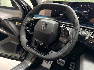 PEUGEOT 3008 usata, con Sensori di parcheggio posteriori