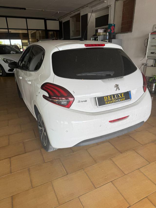 PEUGEOT 208 usata, con Airbag laterali