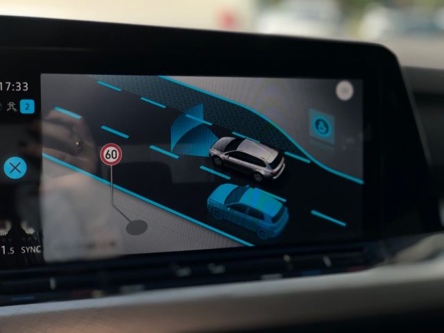 VOLKSWAGEN Golf Variant usata, con Volante multifunzione