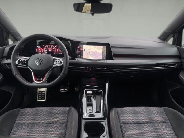 VOLKSWAGEN Golf usata, con Boardcomputer