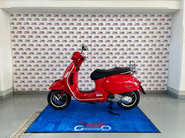 VESPA GTS 300 Super usata 0