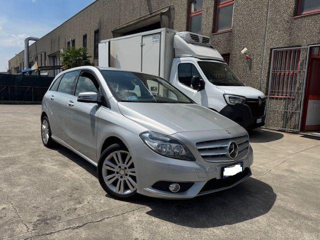 MERCEDES-BENZ B 180 usata, con Airbag laterali