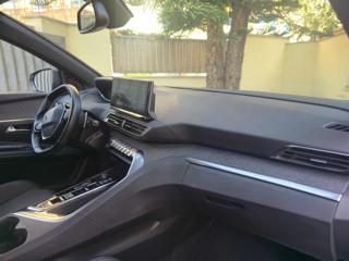 PEUGEOT 3008 usata, con Autoradio