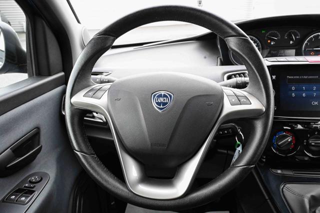 LANCIA Ypsilon usata, con Touch screen