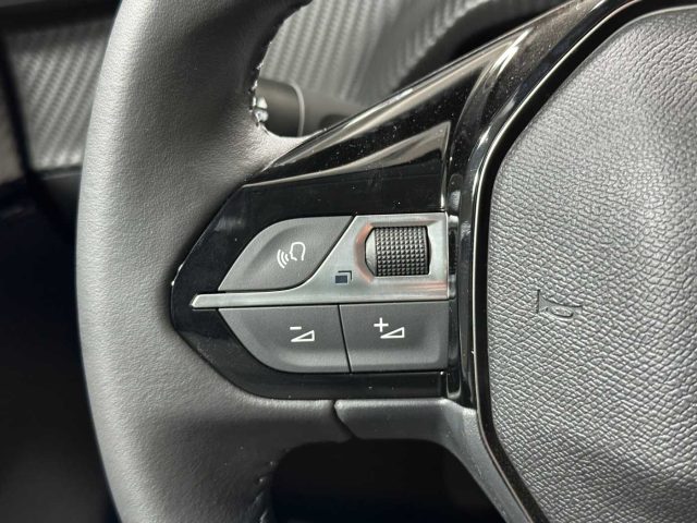 PEUGEOT 208 usata, con Frenata d