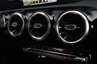 MERCEDES-BENZ CLA 200 usata, con Cronologia tagliandi