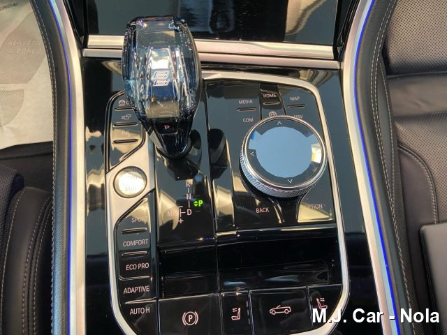 BMW 840 usata, con Touch screen