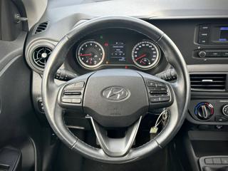 HYUNDAI i10 usata 17
