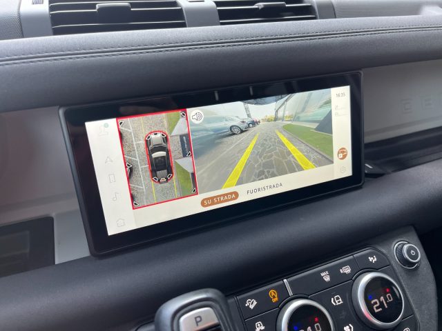 LAND ROVER Defender usata, con Controllo automatico clima
