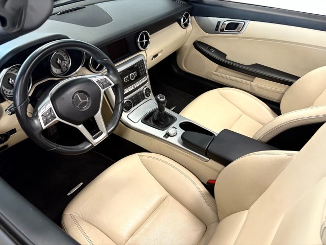 MERCEDES-BENZ SLK 200 usata, con Fari Xenon