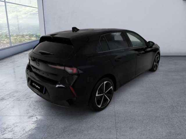 OPEL Astra usata, con Controllo trazione