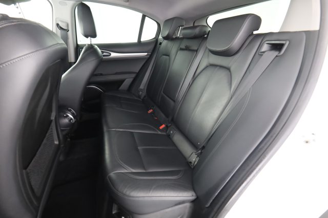 ALFA ROMEO Stelvio usata 2
