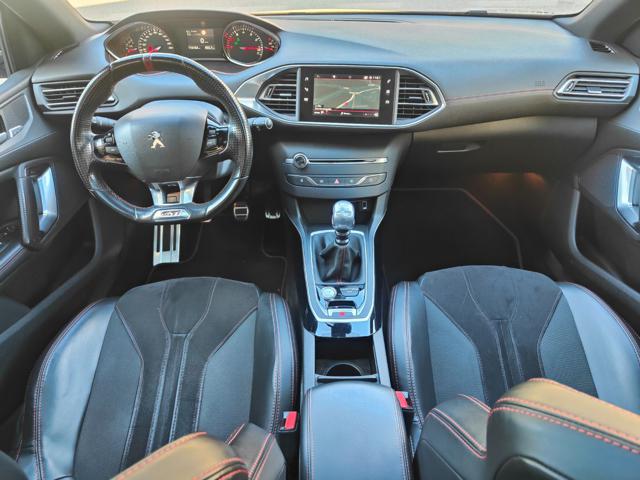 PEUGEOT 308 usata, con Volante in pelle