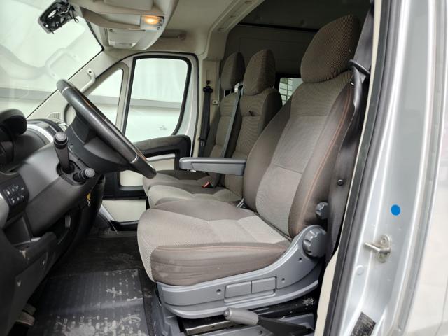 PEUGEOT Boxer usata, con Volante in pelle