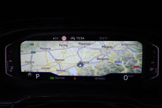 VOLKSWAGEN Taigo usata, con Fari direzionali
