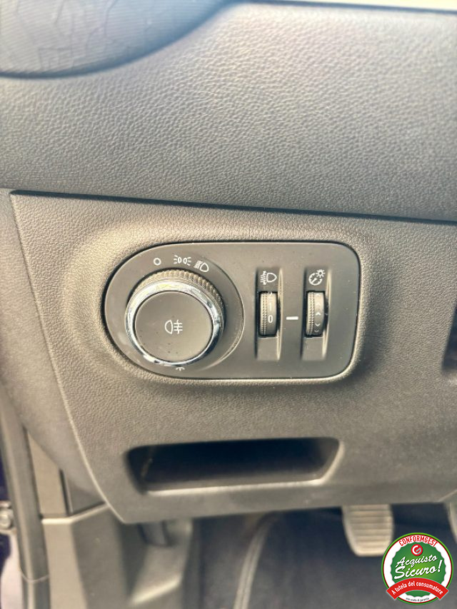 OPEL Adam usata, con USB