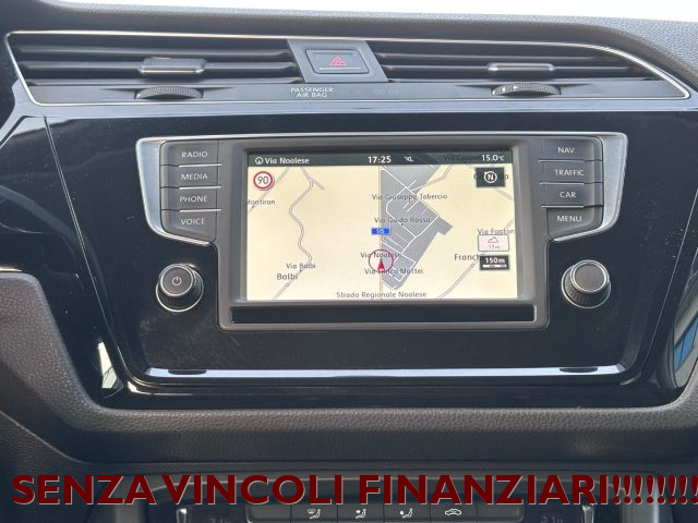 VOLKSWAGEN Touran usata, con Park Distance Control
