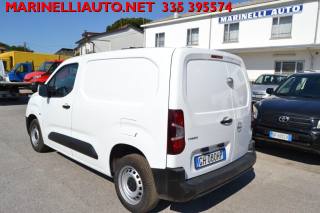 OPEL Combo usata, con Volante multifunzione