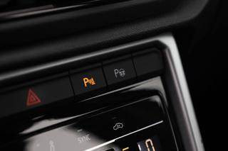 VOLKSWAGEN T-Roc usata, con Volante multifunzione