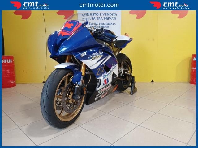 YAMAHA YZF R6 usata 1