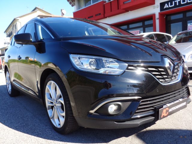 RENAULT Grand Scenic usata, con Airbag laterali