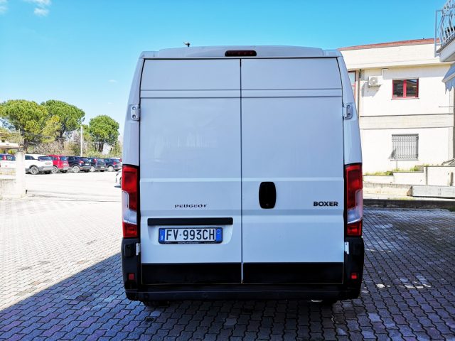 PEUGEOT Boxer usata, con Autoradio