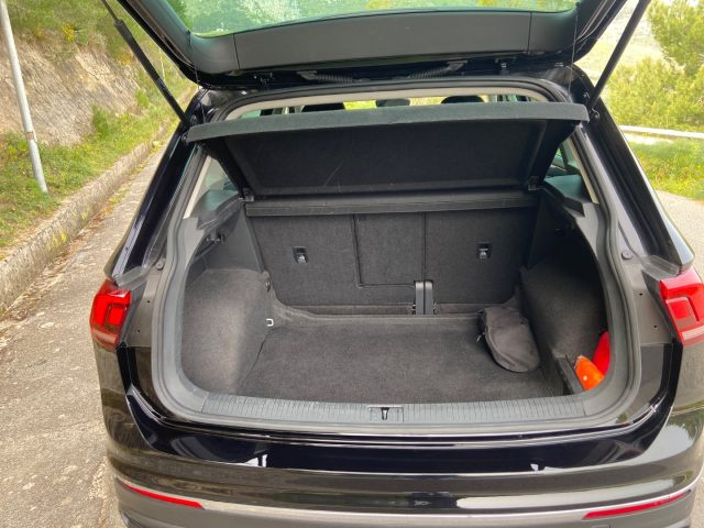 VOLKSWAGEN Tiguan usata, con Touch screen