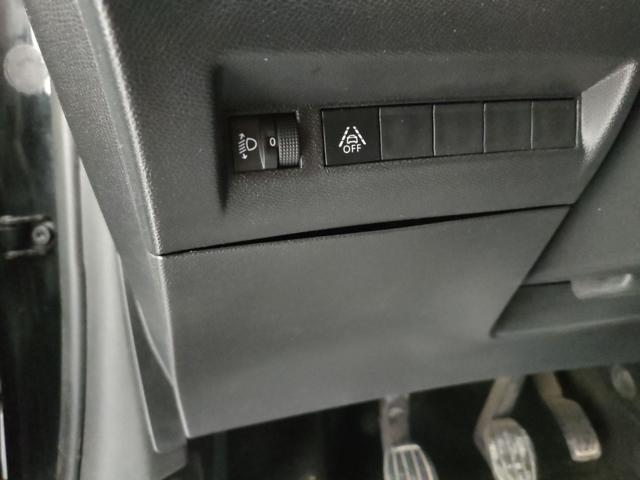 PEUGEOT 208 usata, con Boardcomputer