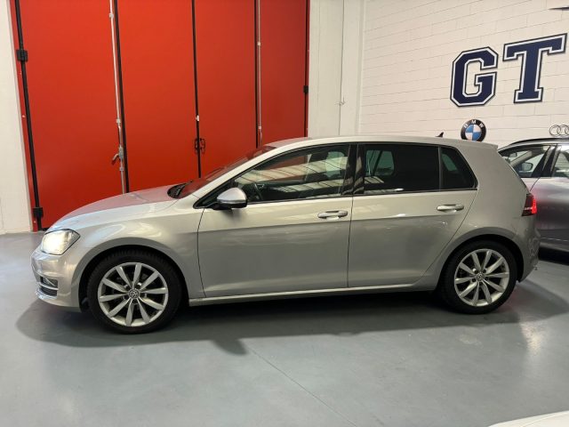 VOLKSWAGEN Golf usata, con Autoradio