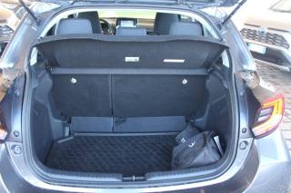 TOYOTA Yaris usata, con Servosterzo