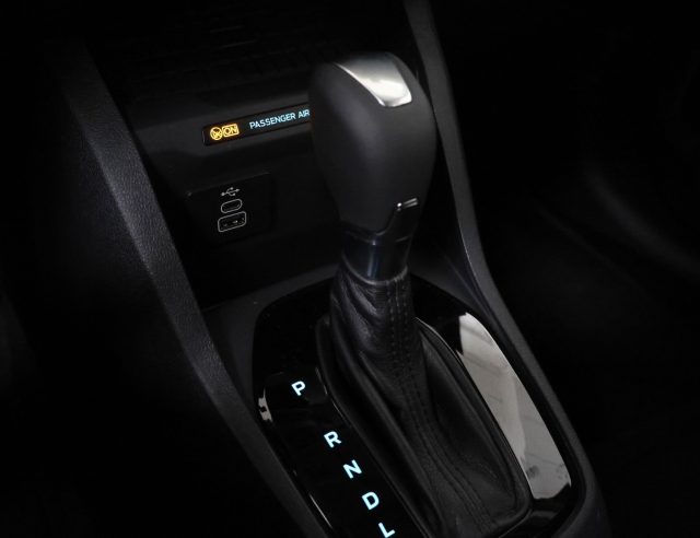 FORD Tourneo Courier usata, con Sensore di pioggia