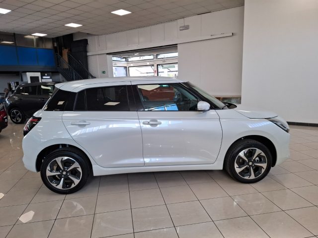 SUZUKI Swift usata, con Autoradio