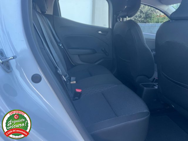 RENAULT Clio usata, con Climatizzatore