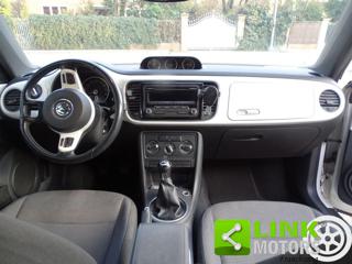 VOLKSWAGEN Beetle usata, con Autoradio