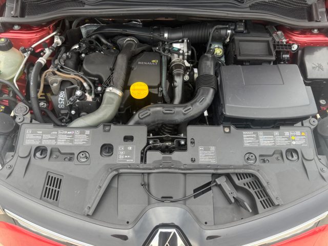RENAULT Clio usata, con Sedile posteriore sdoppiato