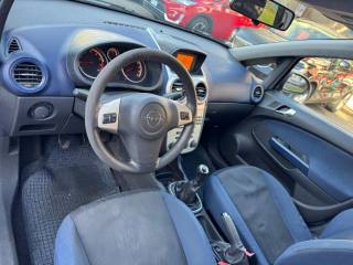 OPEL Corsa usata, con Climatizzatore