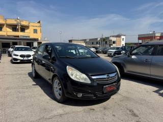 OPEL Corsa usata, con Autoradio