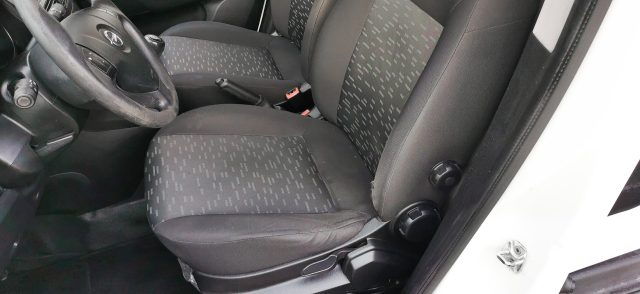 OPEL Combo usata 23