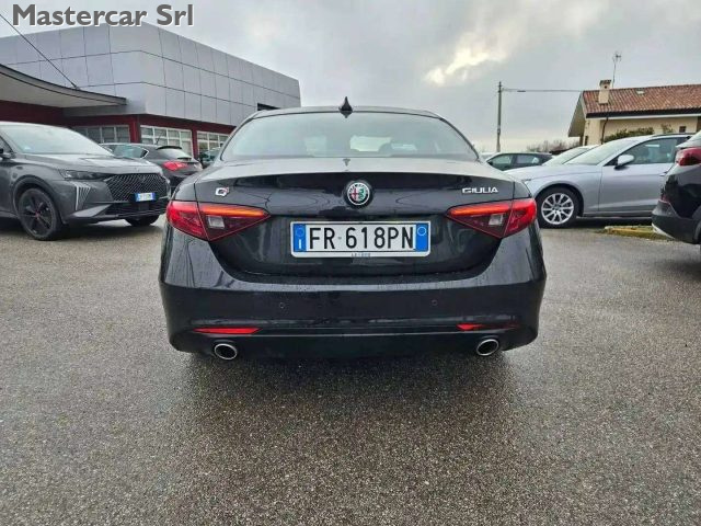 ALFA ROMEO Giulia usata, con Autoradio
