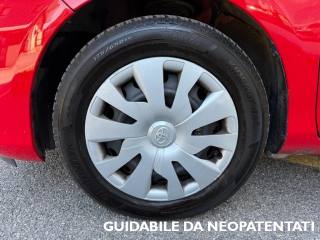 TOYOTA Yaris usata, con Autoradio