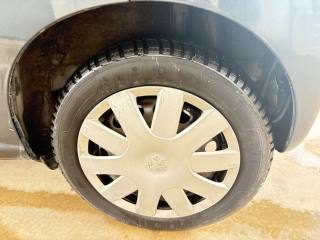 PEUGEOT 107 usata, con Pneumatici estivi
