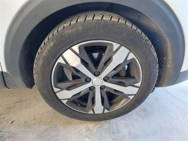 PEUGEOT 5008 usata, con Controllo elettronico della corsia