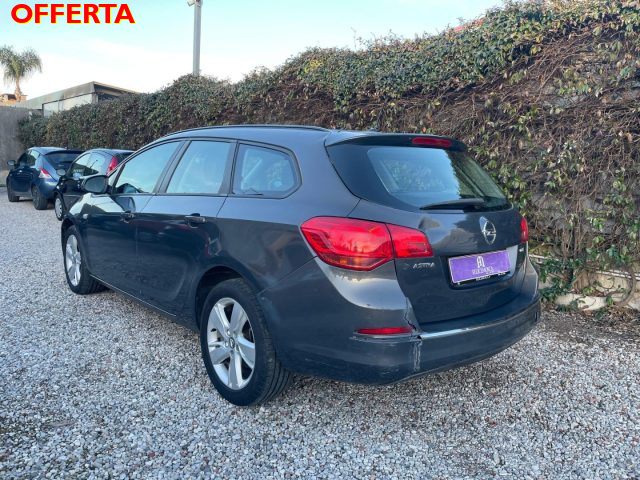 OPEL Astra usata, con Airbag