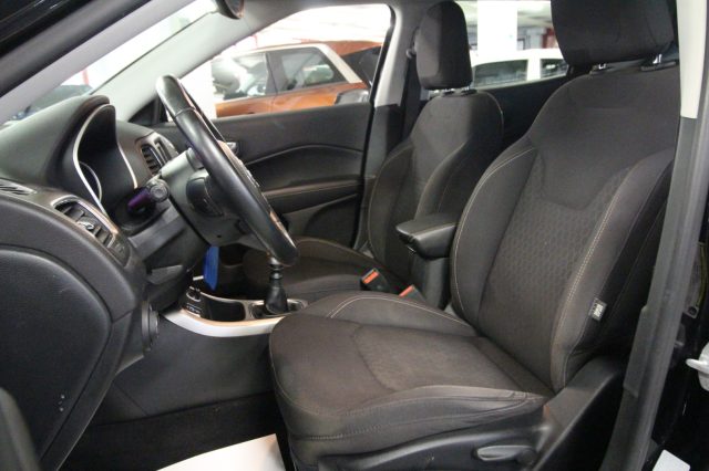 JEEP Compass usata, con Volante in pelle