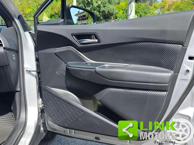 TOYOTA C-HR usata, con MP3