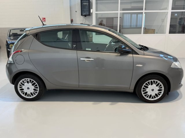 LANCIA Ypsilon usata, con Chiusura centralizzata