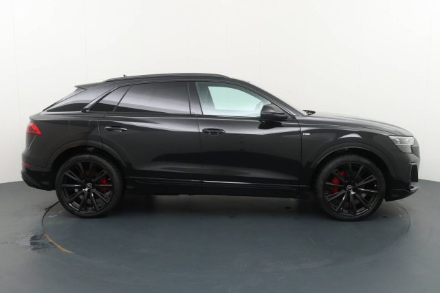 AUDI Q8 usata, con Airbag