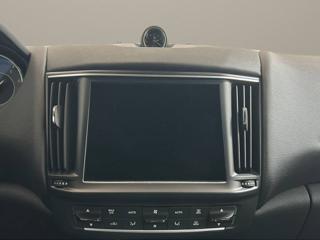 MASERATI Levante usata, con Servosterzo